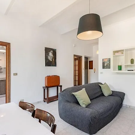 Casale 112 - 5' From The Center *